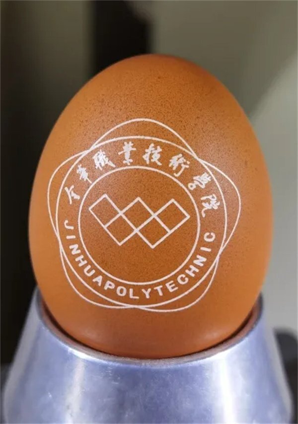 五軸機(jī)床上的“蛋雕”，這工藝如何？